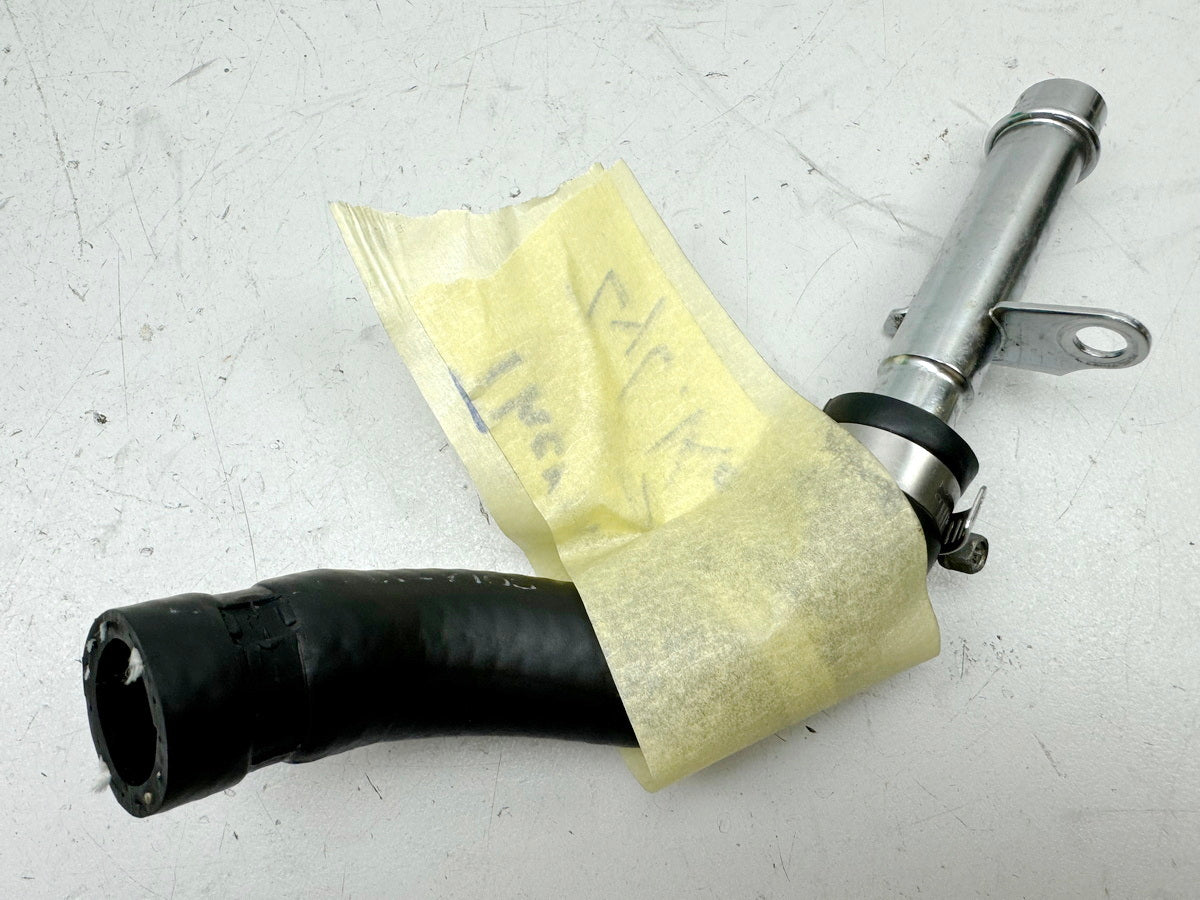 HONDA NTV 650 RC33 REVERE Kühlerschlauch Rohr Thermostat zum Zylinderkopf Motor