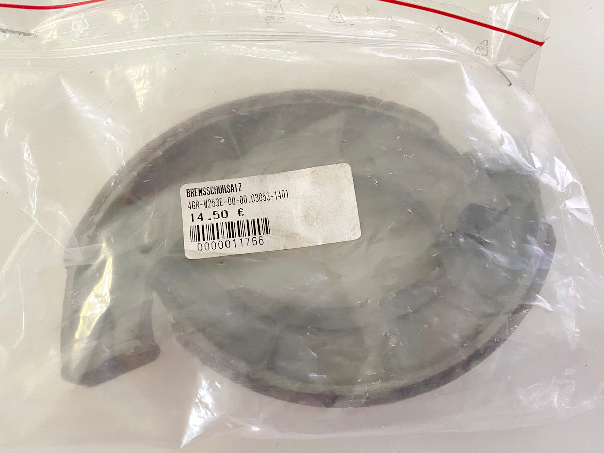 Yamaha Brake Shoe Set Brake Pads Rear original 4GR-W253E-00-00 - NEW