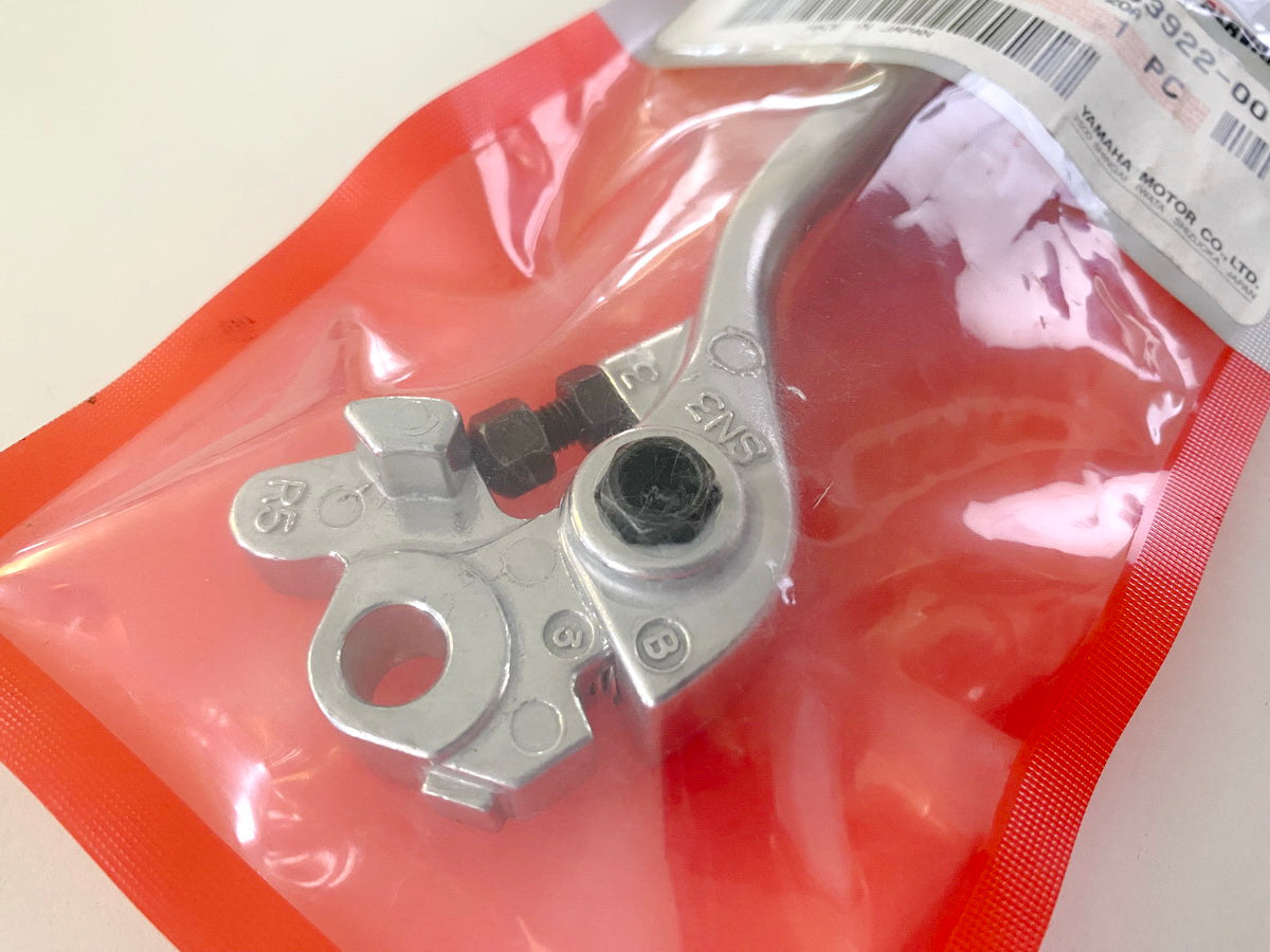 YAMAHA Brake Lever Brake Grip original 5MV-83922-00 YZ - NEW