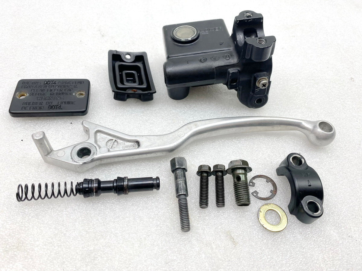 SUZUKI AN 400 WVAU BURGMAN Cilindro de freno derecho Bomba de freno Nissin Palanca de freno