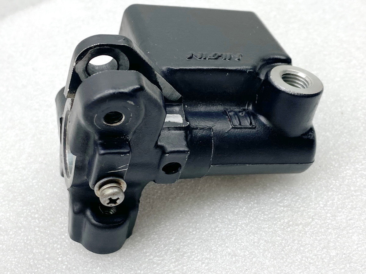 SUZUKI AN 400 WVAU BURGMAN Cilindro de freno derecho Bomba de freno Nissin Palanca de freno