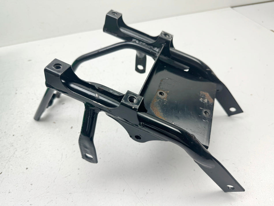 HONDA NX 650 RD08 DOMINATOR Soporte Guardabarros Paso de Rueda Fender Chasis Viga