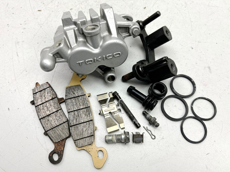 Kawasaki VN 800 Drifter C E Bremssattel vorn Tokico Bremszange Halter Anker