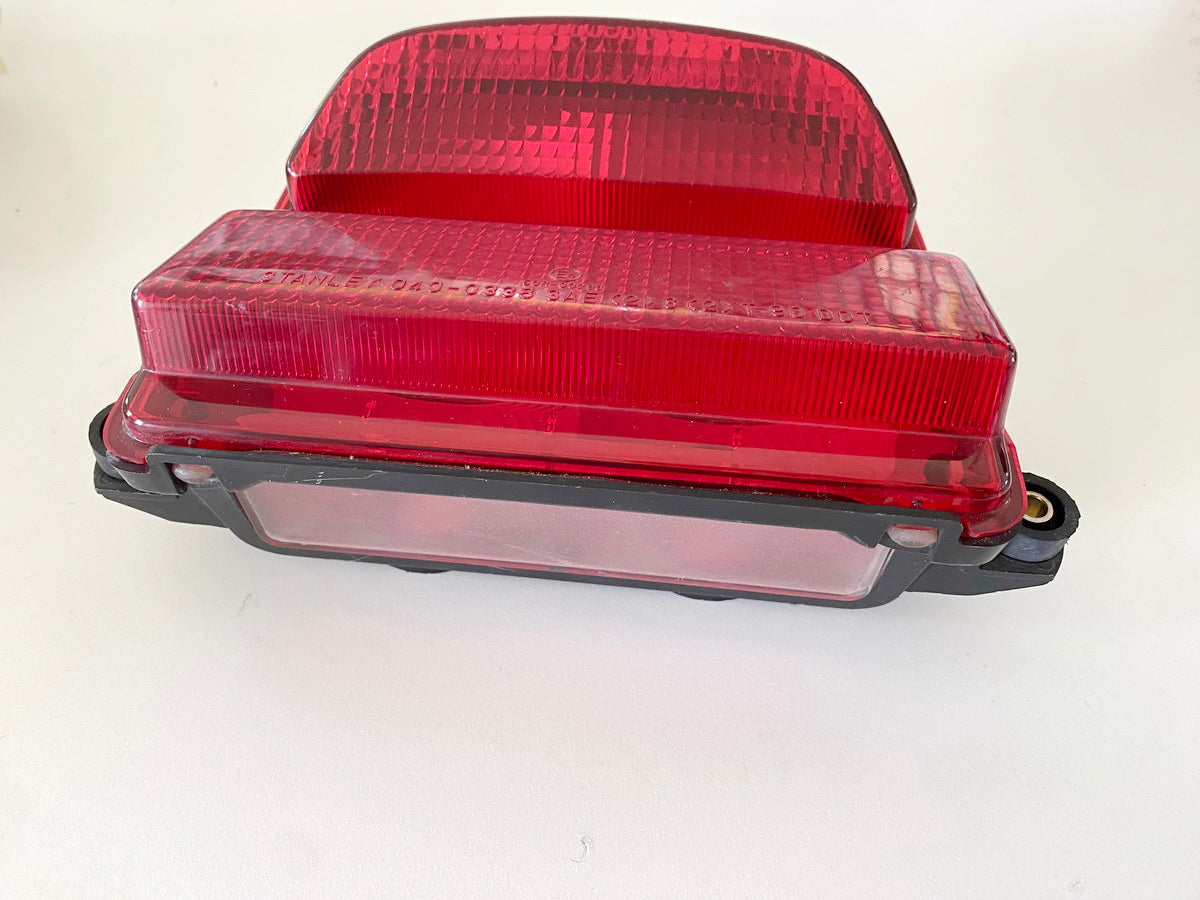 Honda CBR 900 SC28 SC33 Rücklicht 1 Lampe hinten Leuchte 92-97