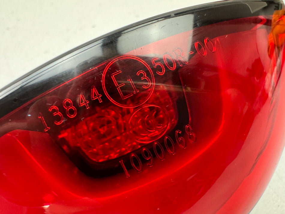 DUCATI Scrambler 800 Classic K100 AA Rücklicht original Rückleuchte LED rot