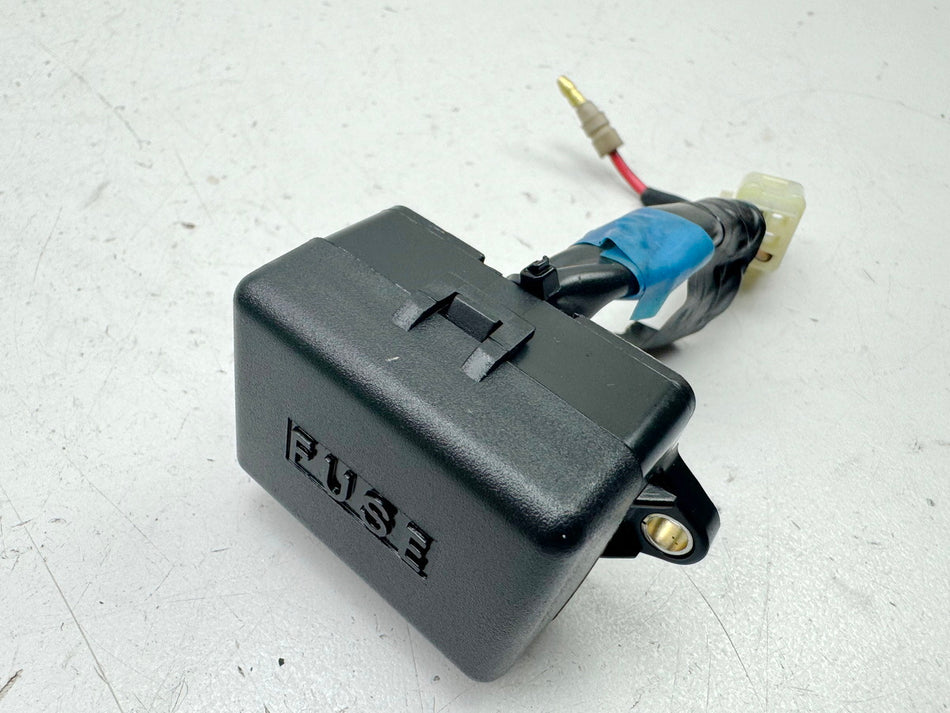 HONDA NX 650 RD08 DOMINATOR Caja de fusibles Tapa de fusibles