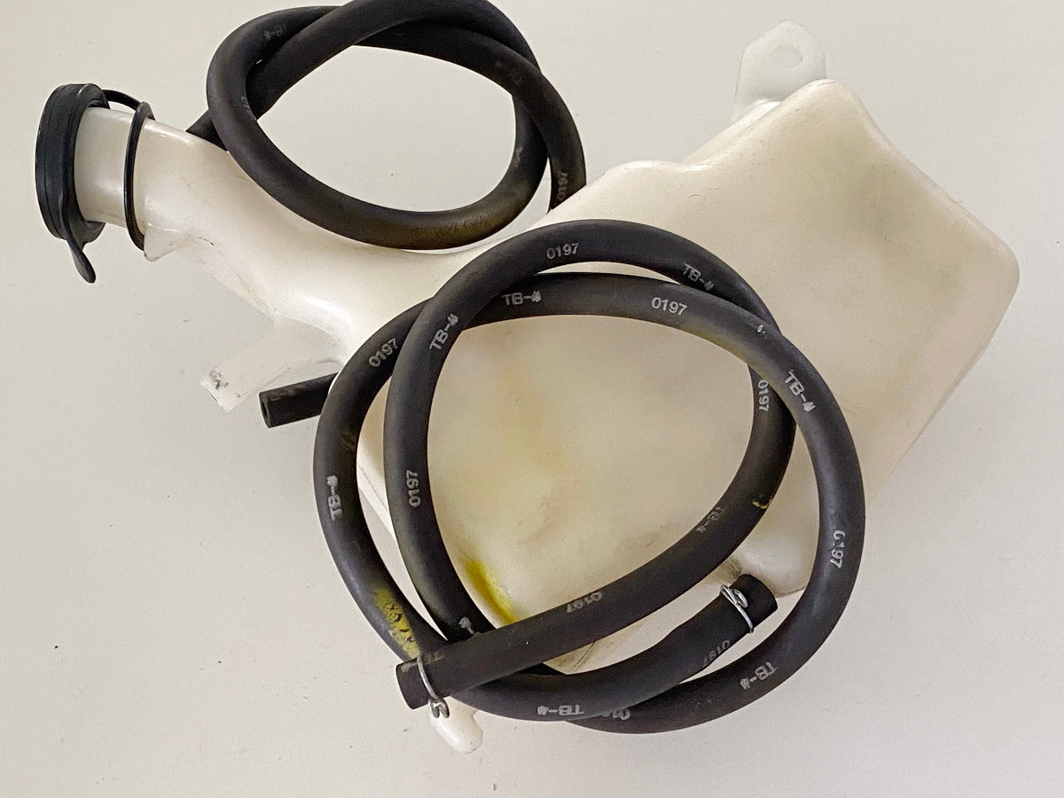Honda CBR 900 SC33 Coolant Reservoir Expansion Tank Radiator Coolant 92-99