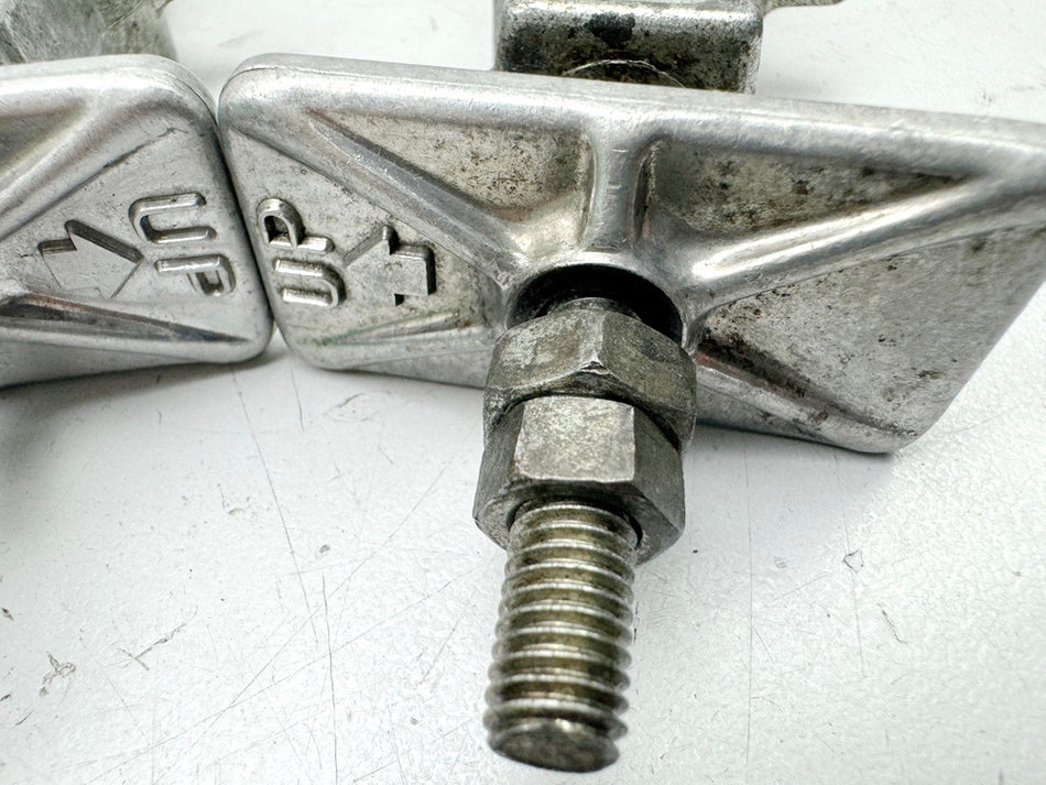 HONDA NX 650 RD08 DOMINATOR Tensor de cadena izquierdo derecho para brazo oscilante casquillo placa