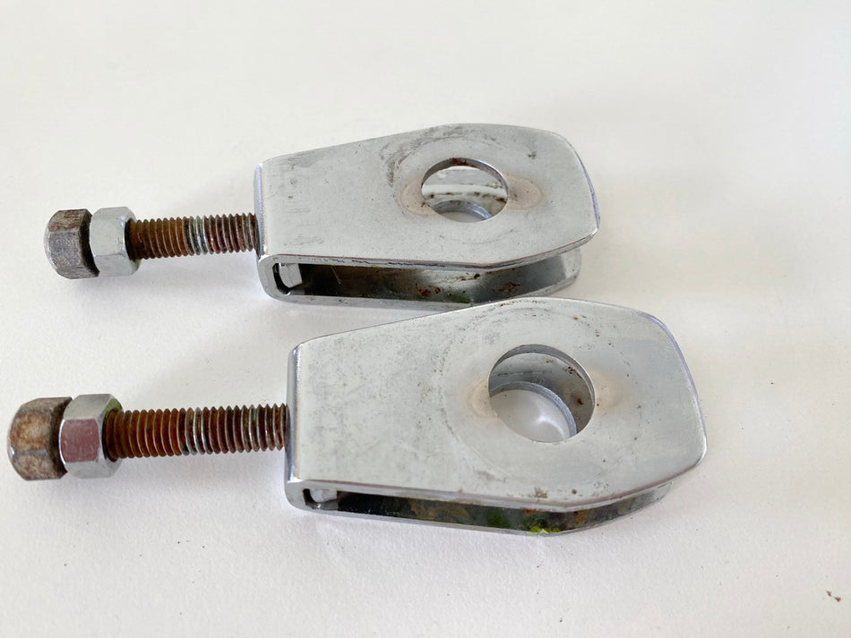 SUZUKI LS 650 NP41A/ B SAVAGE Tensor de correa, par izq. dcha., tensor correa de transmisión