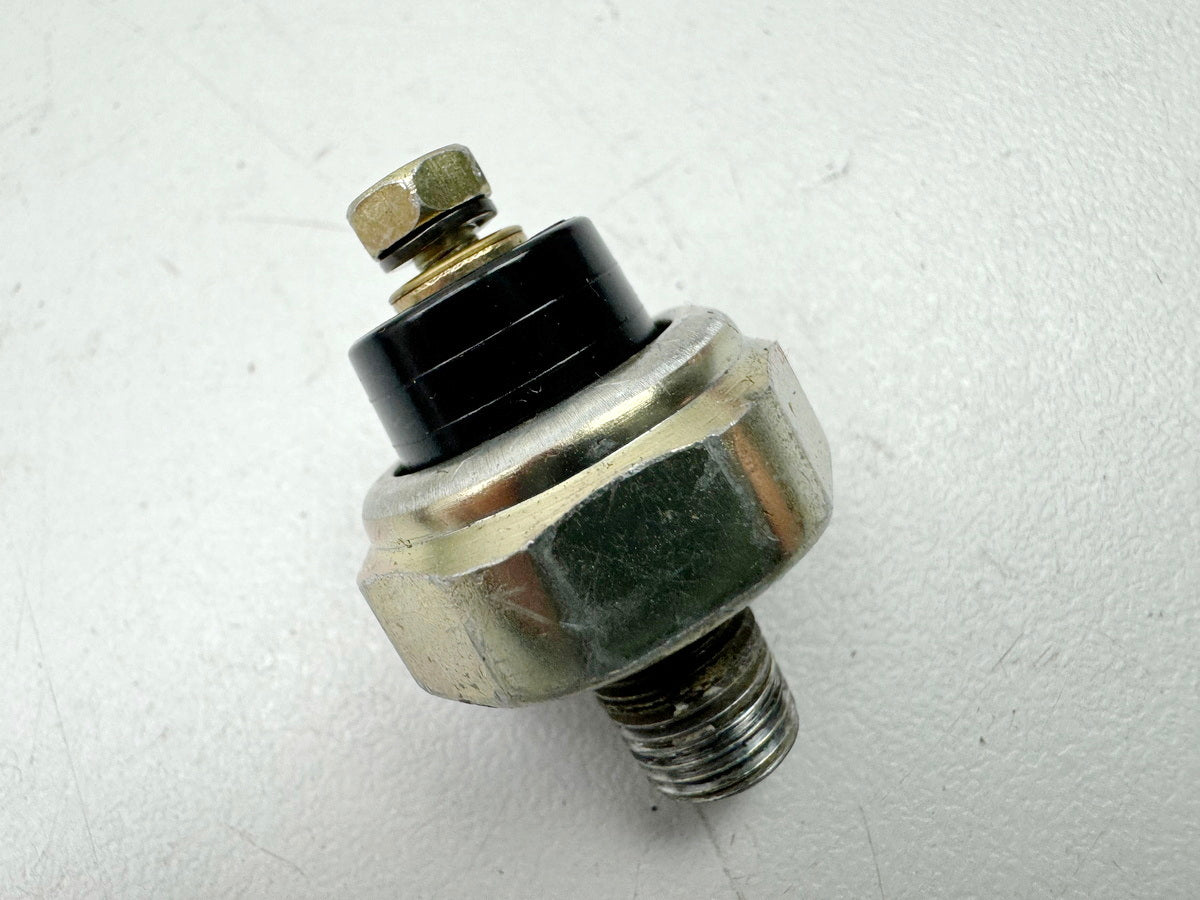 KAWASAKI EL 250 B Eliminator Oil Pressure Switch Holder Thread Engine Cable