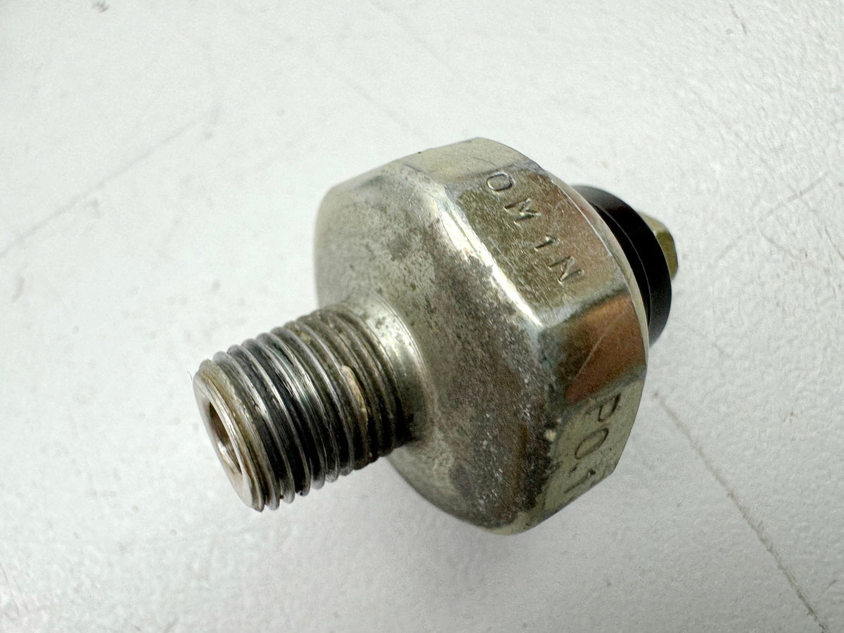 KAWASAKI EL 250 B Eliminator Oil Pressure Switch Holder Thread Engine Cable