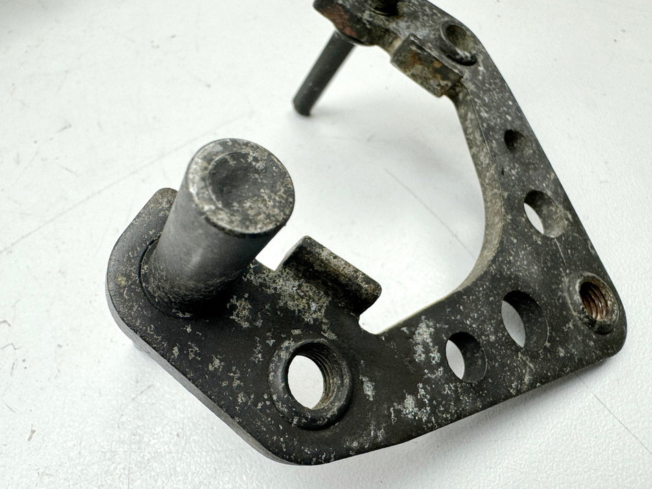KAWASAKI EL 250 B Eliminator Ankerplatte Bremssattel vorn Halterung Bremszange