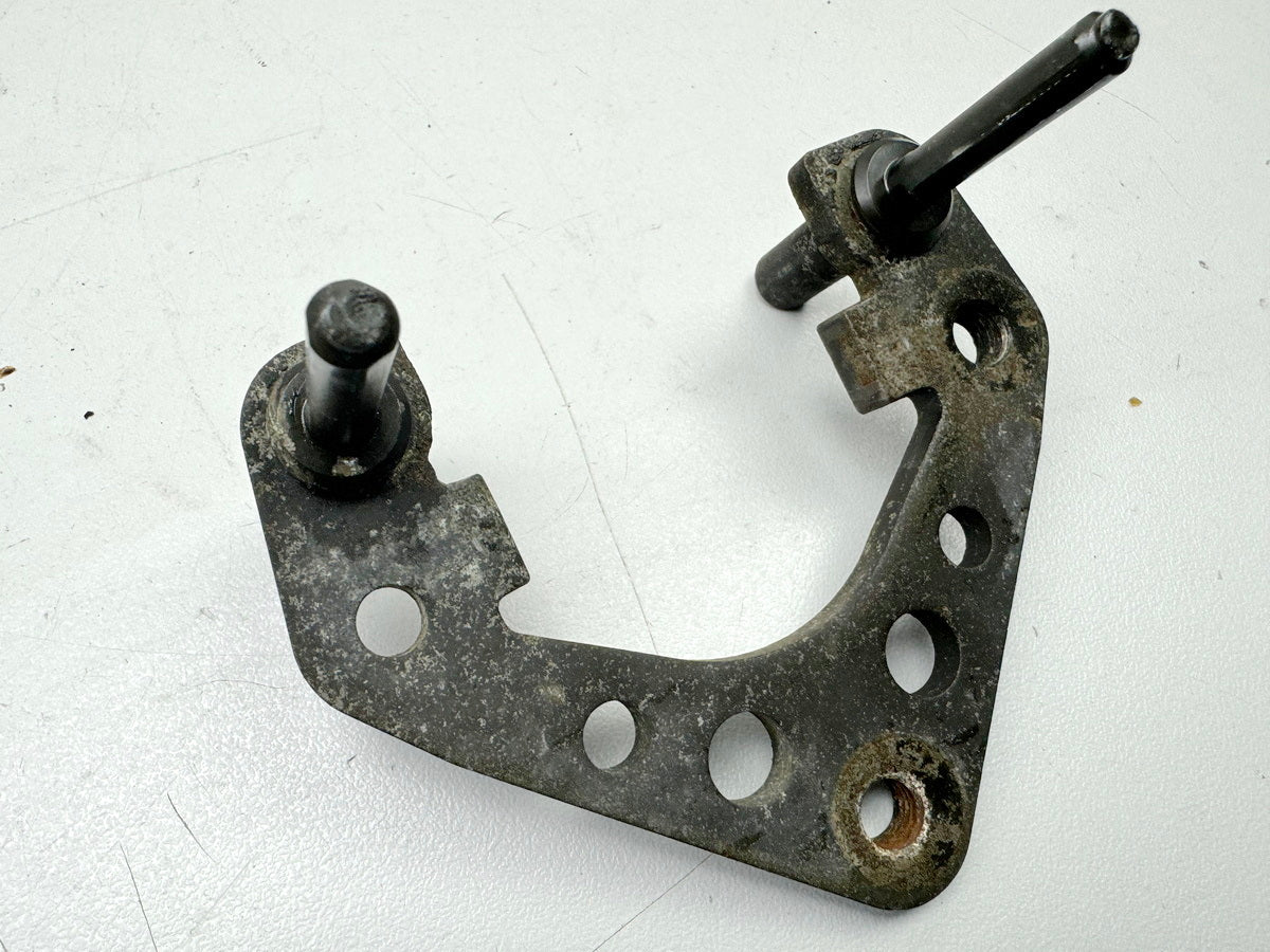 KAWASAKI EL 250 B Eliminator Placa de anclaje de la pinza de freno delantera Soporte de la pinza de freno