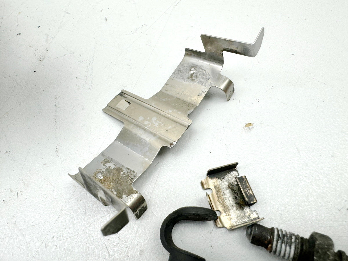 KAWASAKI EL 250 B Eliminator Bremssattel vorn original Bremszange Bremsklötze