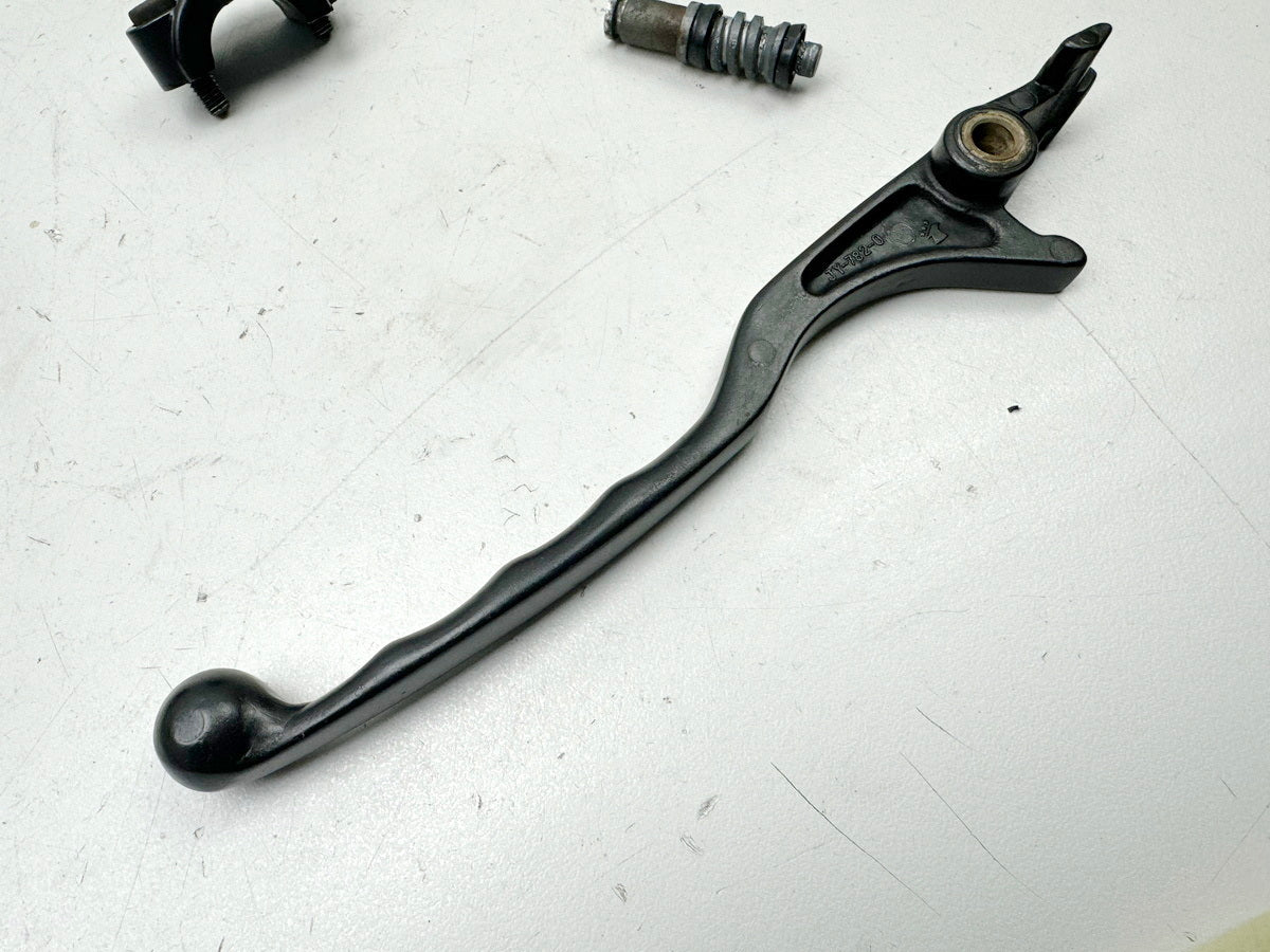 KAWASAKI EL 250 B Eliminator Front Brake Master Cylinder Brake Pump Brake Lever