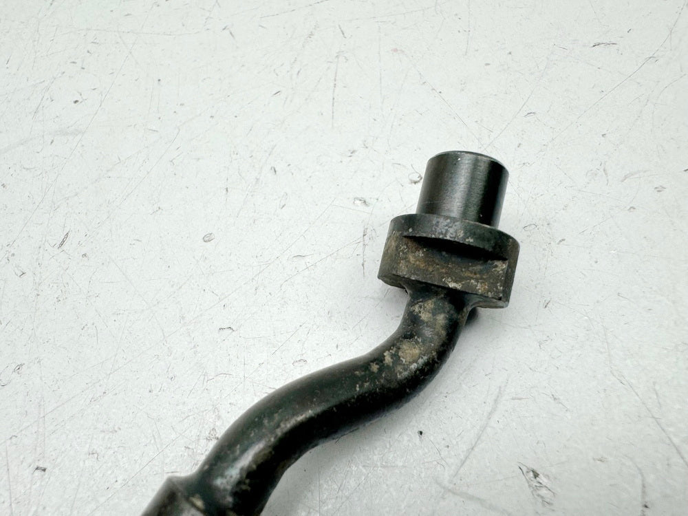 HONDA NX 650 RD08 DOMINATOR Ölleitung kurz Ölschlauch Ölrohr Rahmen zu Motor