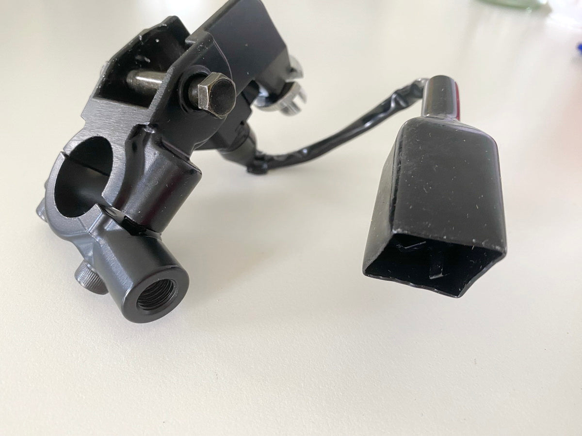 TRIUMPH SPEED TRIPLE 955 i 595 N Kupplungsarmatur Halter Kupplungshebel 2046583