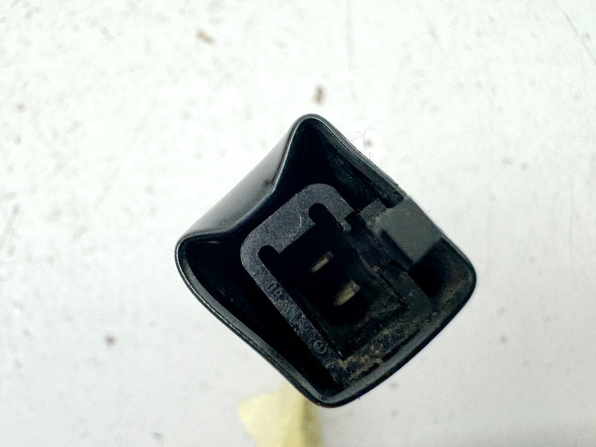 HONDA NX 650 RD08 DOMINATOR Blinker rechts vorn original Blinkerglas Sockel