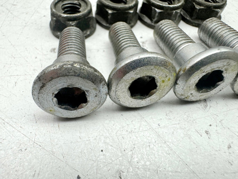 HONDA NX 650 RD08 DOMINATOR Schrauen Bremsscheibe vorn hinten Muttern für Felge
