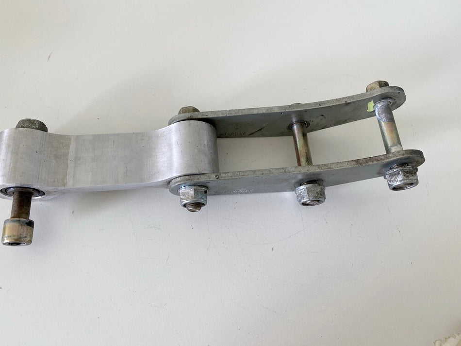 HONDA CBR 600 PC35 Suspensión trasera Bieleta de suspensión Bieleta
