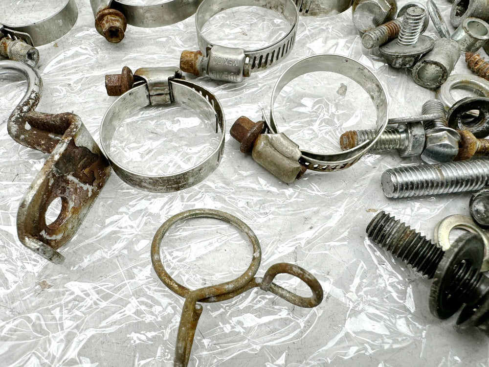 KAWASAKI EL 250 B Eliminator  Screws Nuts Brackets Small Parts (for frame)