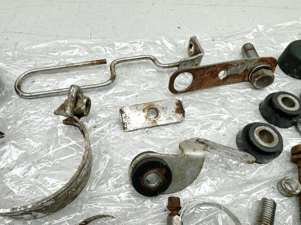 KAWASAKI EL 250 B Eliminator  Screws Nuts Brackets Small Parts (for frame)