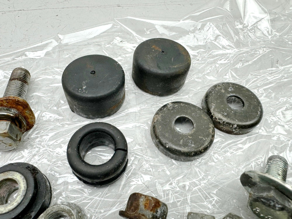 KAWASAKI EL 250 B Eliminator  Screws Nuts Brackets Small Parts (for frame)