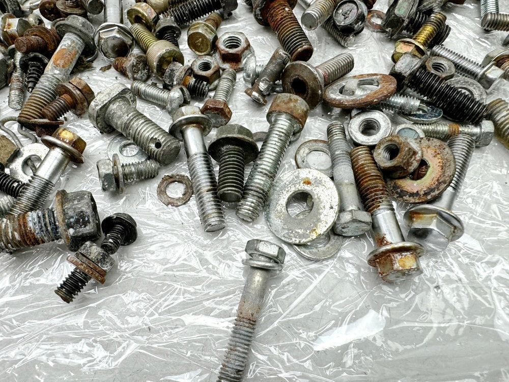 KAWASAKI EL 250 B Eliminator  Screws Nuts Brackets Small Parts (for frame)