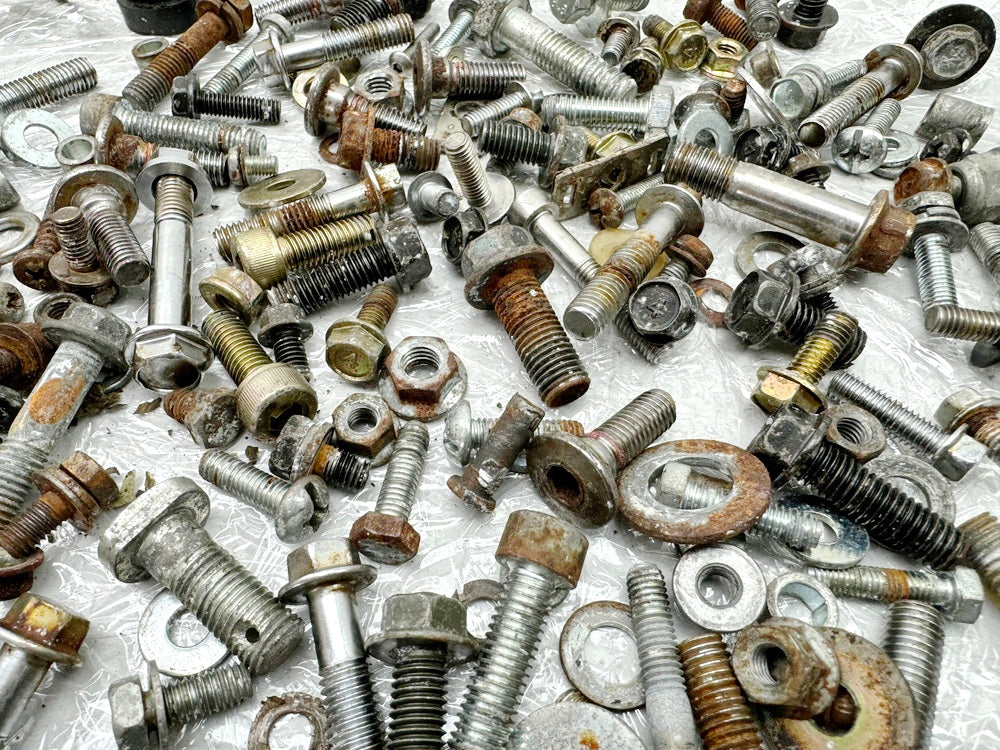 KAWASAKI EL 250 B Eliminator  Screws Nuts Brackets Small Parts (for frame)