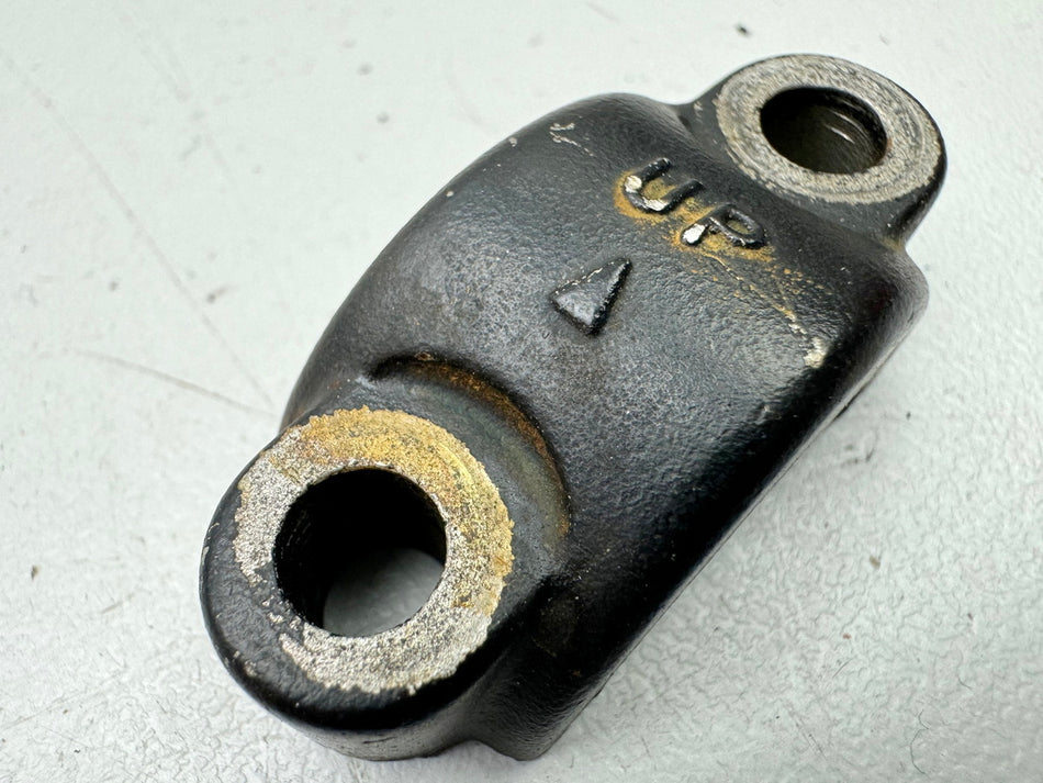 KAWASAKI EL 250 B Eliminator Schelle Klemme Halter für Bremszylinder Bremspumpe