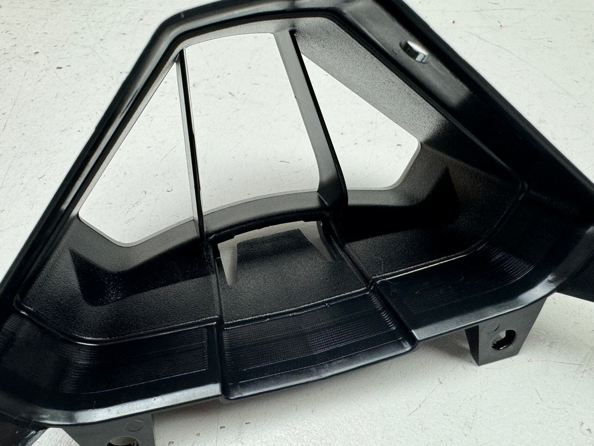 TRIUMPH SPEED TRIPLE 1050 R ABS NN01 Air Duct Cover Intake Fairing