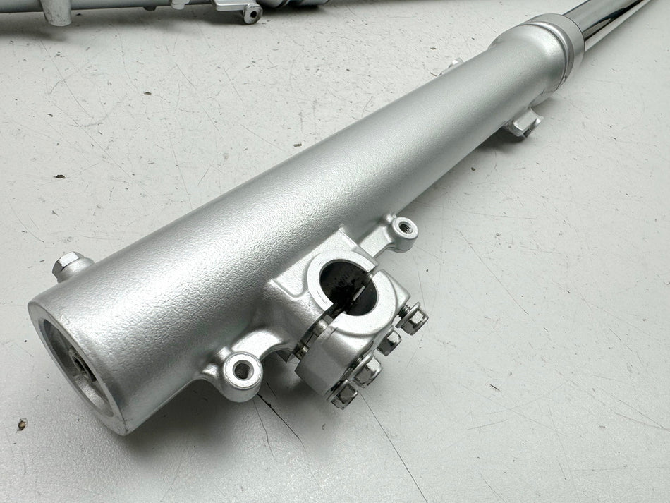 HONDA NX 650 RD08 DOMINATOR Horquilla sin accidentes Barras de horquilla Tubo vertical Tubo deslizante