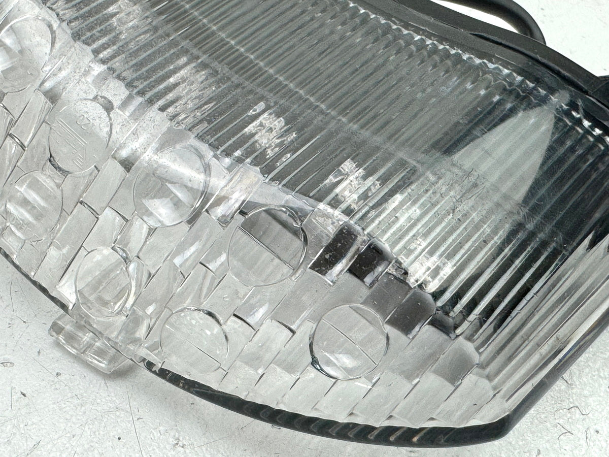 TRIUMPH SPEED TRIPLE 1050 R ABS NN01 Rücklicht original LED Rückleuchte Lampe