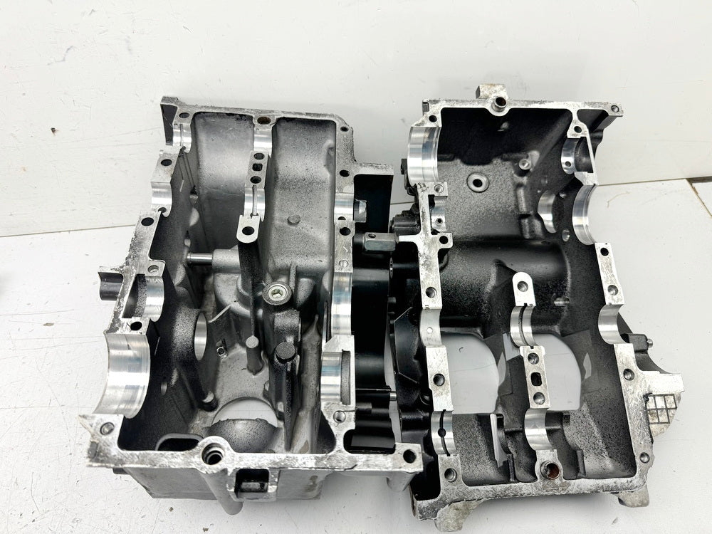 KAWASAKI EL 250 B Eliminator Engine Case Engine Block Crankcase