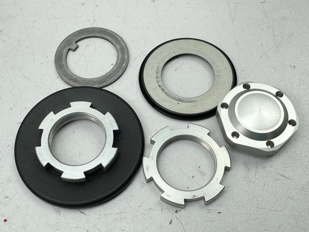 TRIUMPH SPEED TRIPLE 1050R ABS NN01 Steering Head Nut Triple Clamp