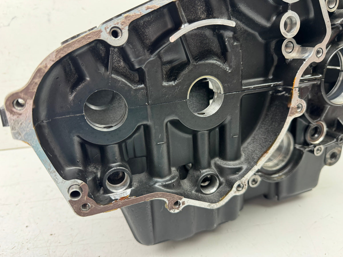 KAWASAKI EL 250 B Eliminator Engine Case Engine Block Crankcase