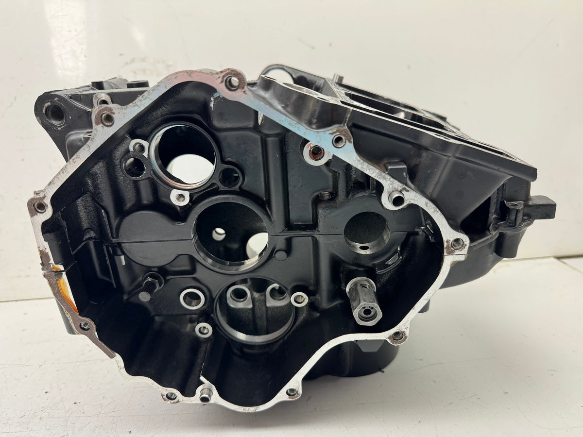 KAWASAKI EL 250 B Eliminator Engine Case Engine Block Crankcase