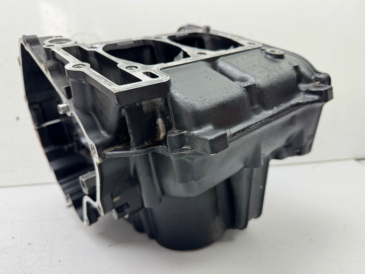 KAWASAKI EL 250 B Eliminator Engine Case Engine Block Crankcase