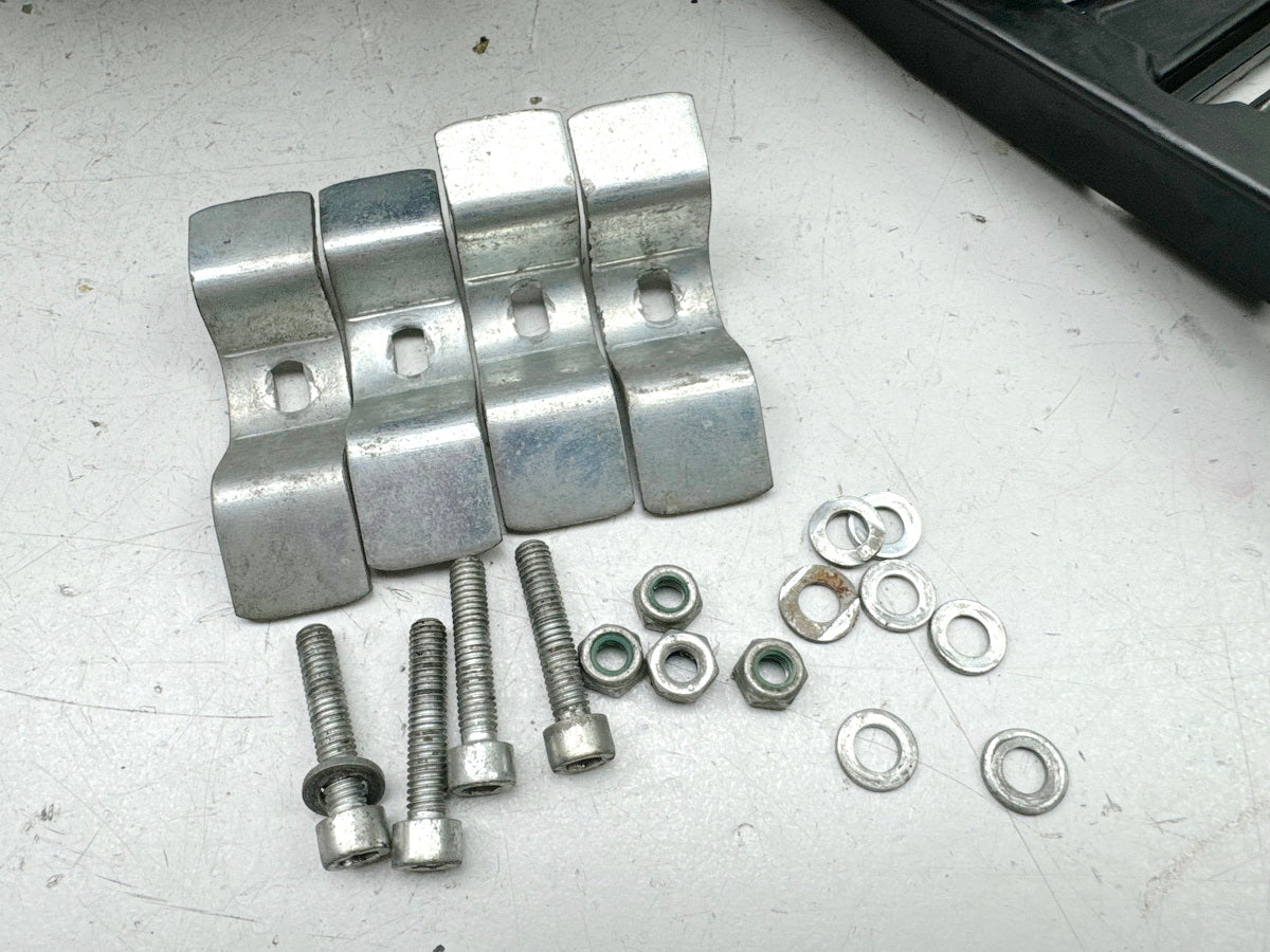 Topcase Trägerplatte Halterung universal Koffer (für Honda Yamaha Suzuki BMW)