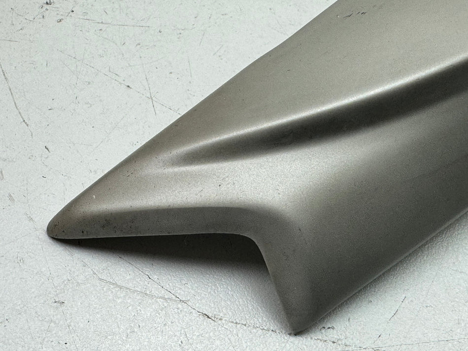 TRIUMPH SPEED TRIPLE 1050 R ABS NN01 Heat Shield Manifold Cover Trim