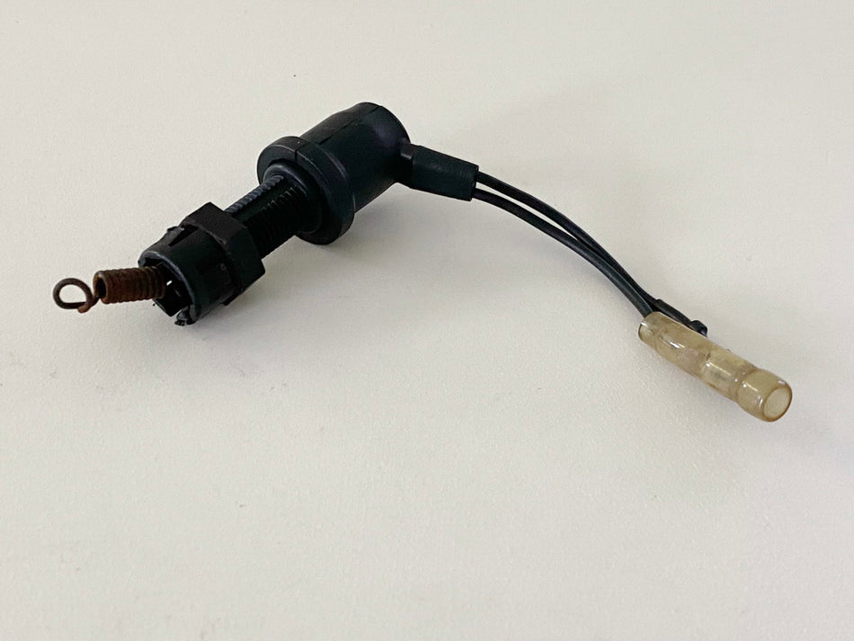 YAMAHA DT 125 R 4BL Interruptor de luz de freno trasero Interruptor de parada para cilindro maestro de freno de pie
