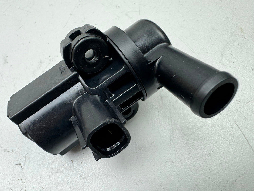 TRIUMPH SPEED TRIPLE 1050 R ABS NN01 Válvula de aire secundario Válvula Solenoide SAI