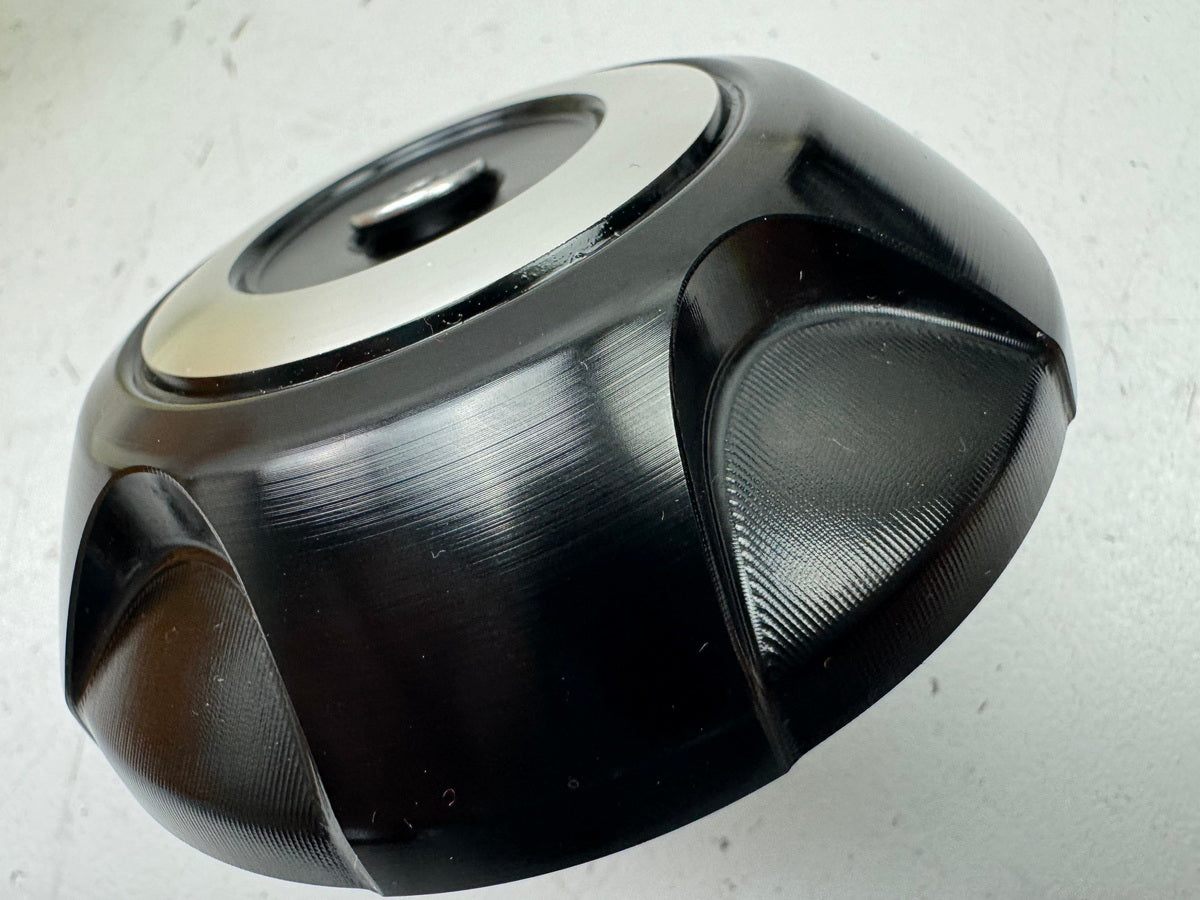TRIUMPH SPEED TRIPLE 1050R ABS NN01 Abdeckung Felge Cover Blende außen Deckel