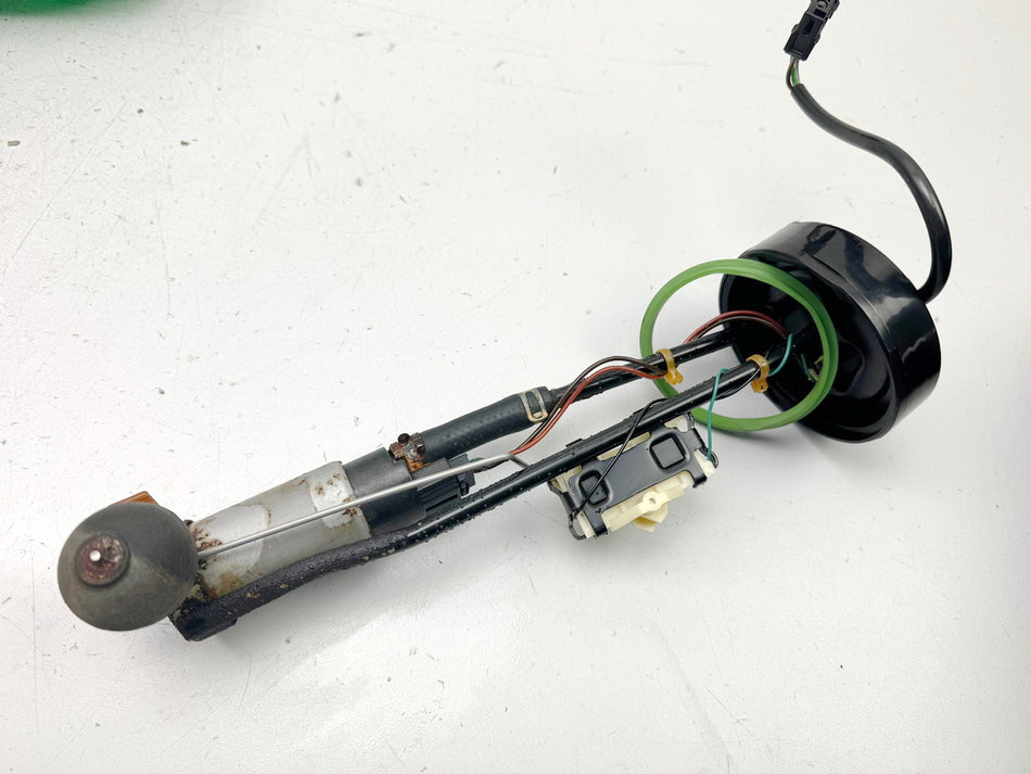 BMW C1 125 200 ABS Bomba de gasolina Bomba de combustible (para el depósito)