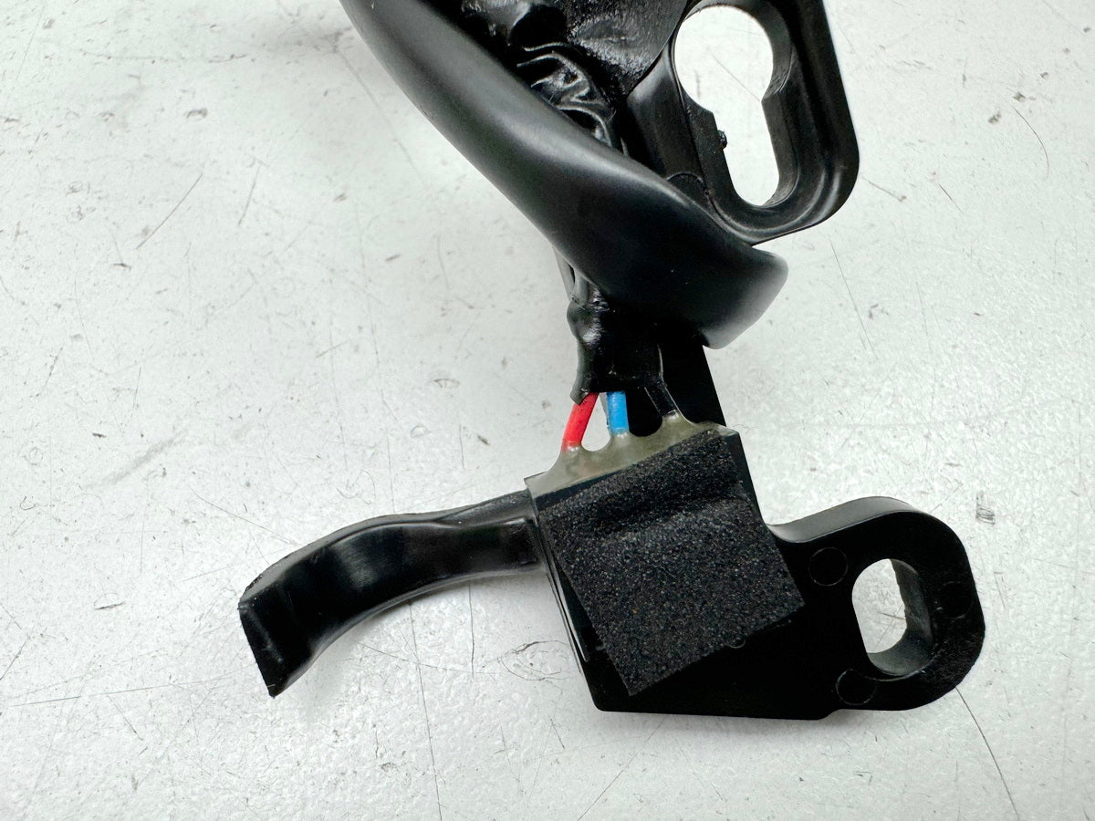 TRIUMPH SPEED TRIPLE 1050R ABS NN01 Interruptor de luz de freno trasero