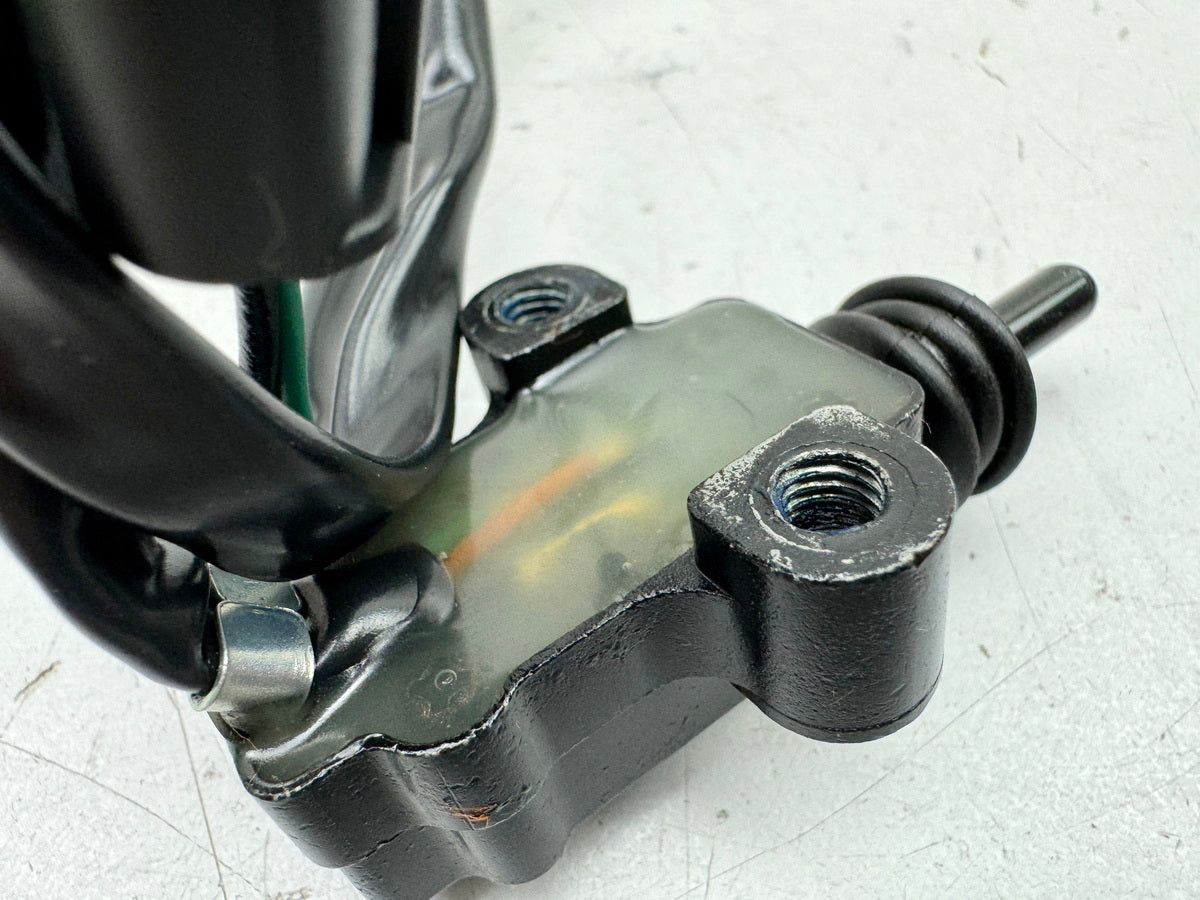 TRIUMPH SPEED TRIPLE 1050 R ABS NN01 Original side stand switch