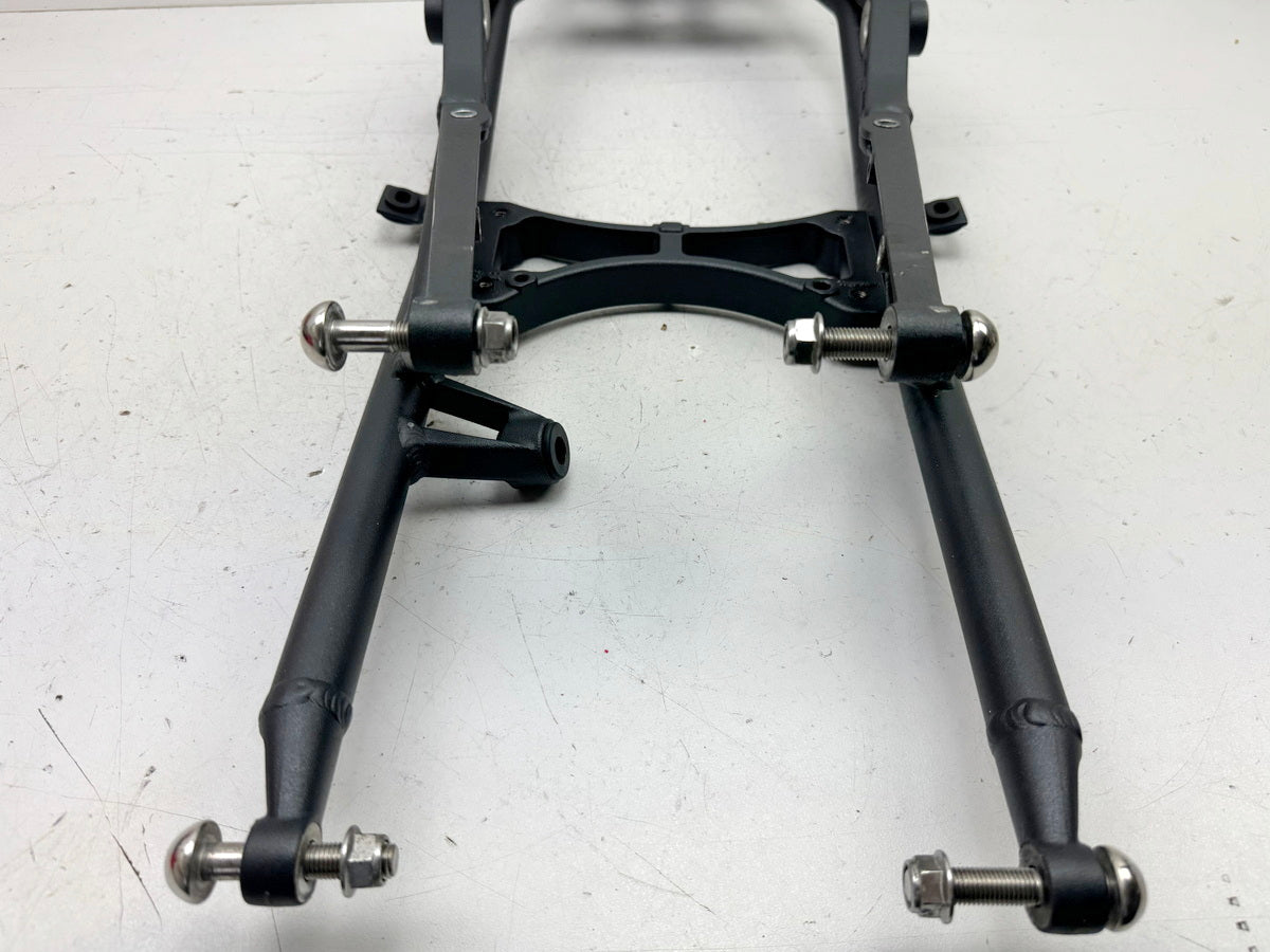 TRIUMPH STREET TRIPLE 675 D67LD Subchasis trasero, parte de chasis, sin accidentes, tornillos