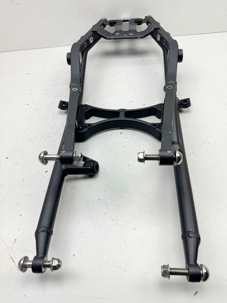 TRIUMPH STREET TRIPLE 675 D67LD Subchasis trasero, parte de chasis, sin accidentes, tornillos