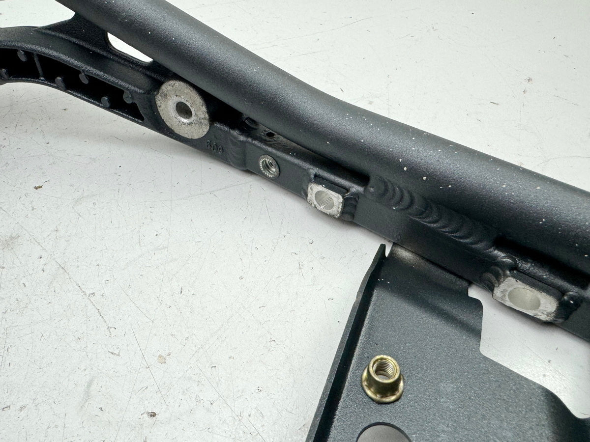TRIUMPH STREET TRIPLE 675 D67LD Subchasis trasero, parte de chasis, sin accidentes, tornillos