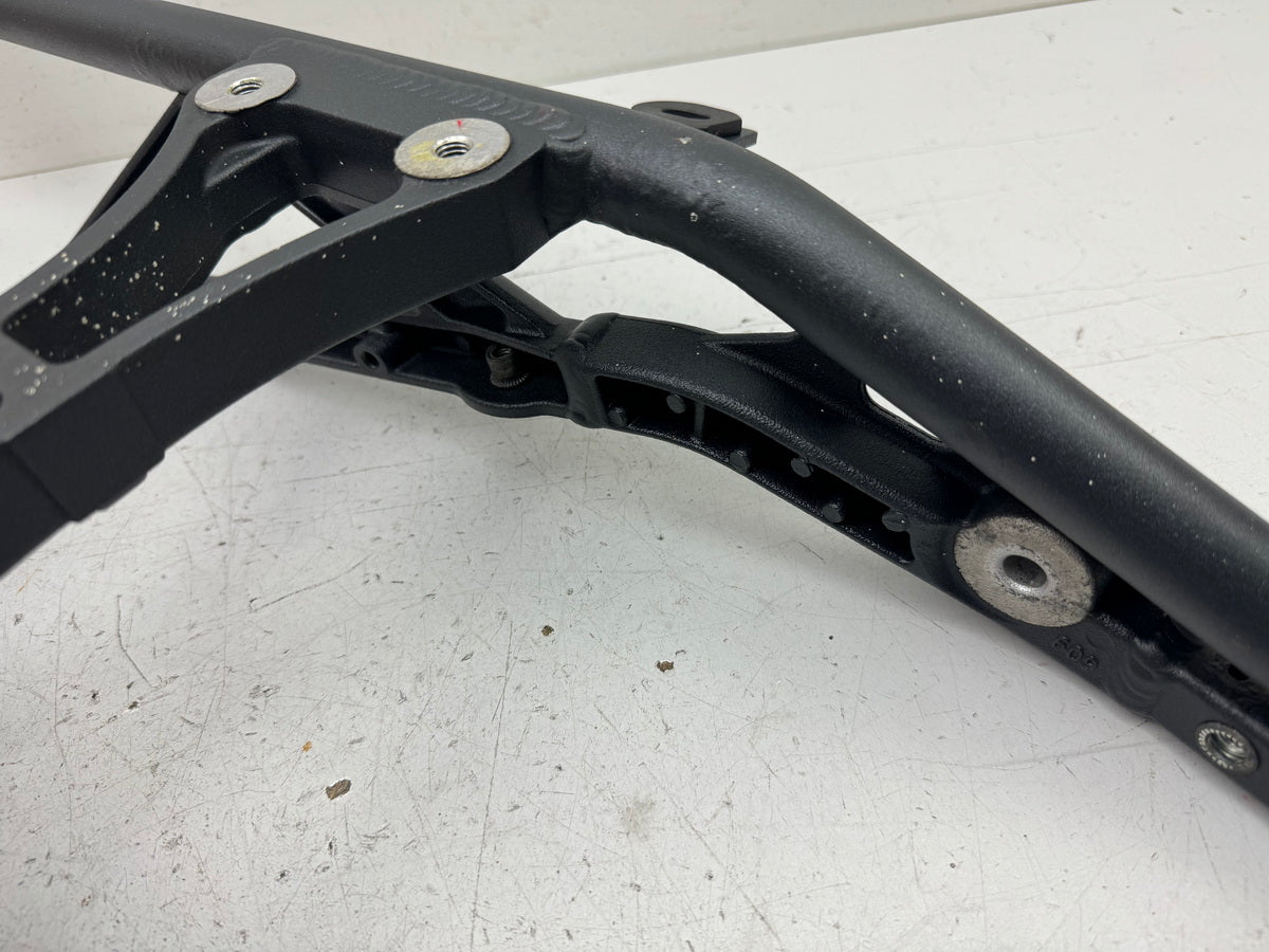 TRIUMPH STREET TRIPLE 675 D67LD Subchasis trasero, parte de chasis, sin accidentes, tornillos
